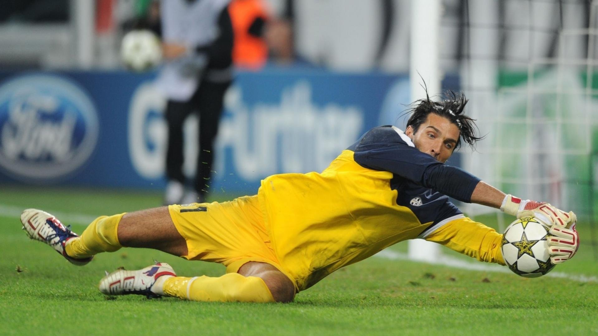 沙漠绿洲的奇迹，姆巴佩如何照亮墨西哥与沙特的D组生死战